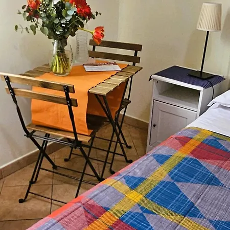 Titina 4*